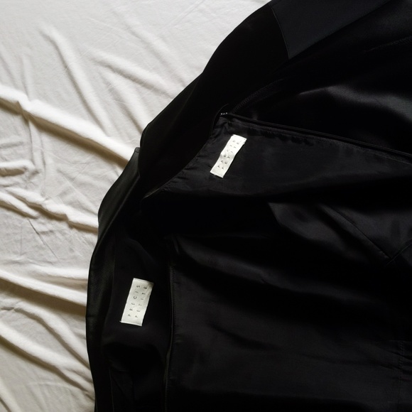 Precis Petite 90s Gown Set - Picture 13 of 16